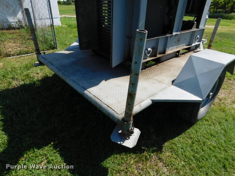 image for item DB9486 1986 John R. Hollingsworth Co. MEP-004A generator