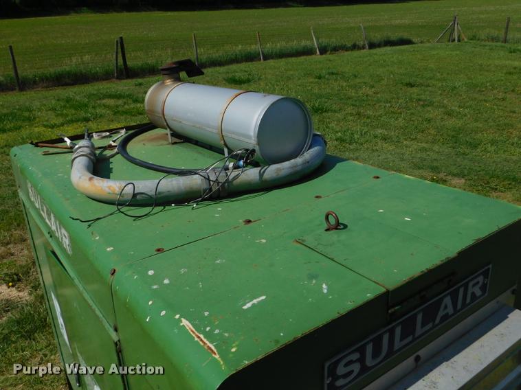 image for item DB9487 1983 Sullair J15DWPE3PH generator