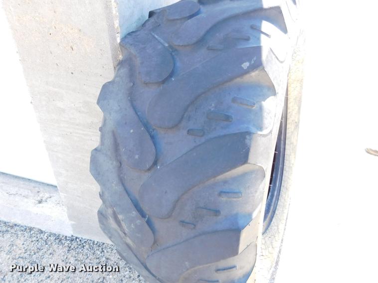 image for item DB9889 (4) tires