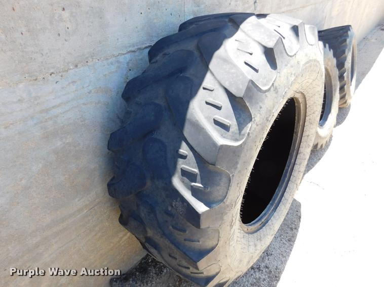 image for item DB9889 (4) tires