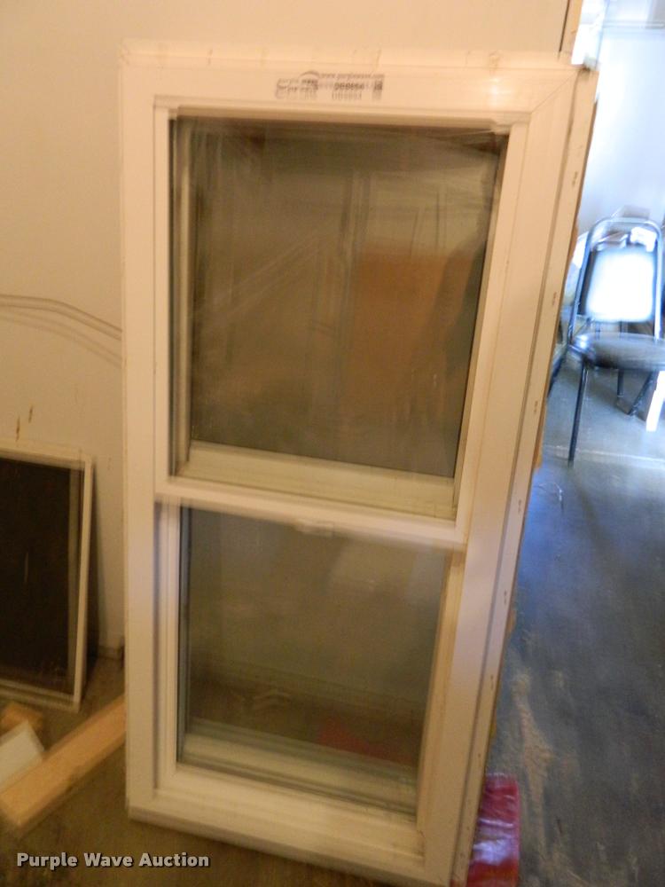 image for item DB9894 Vinyl windows