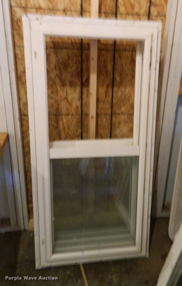 image for item DB9894 Vinyl windows