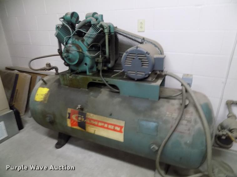 image for item DC4991 Champion R-30C air compressor