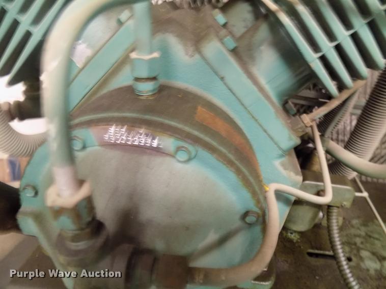 image for item DC4991 Champion R-30C air compressor