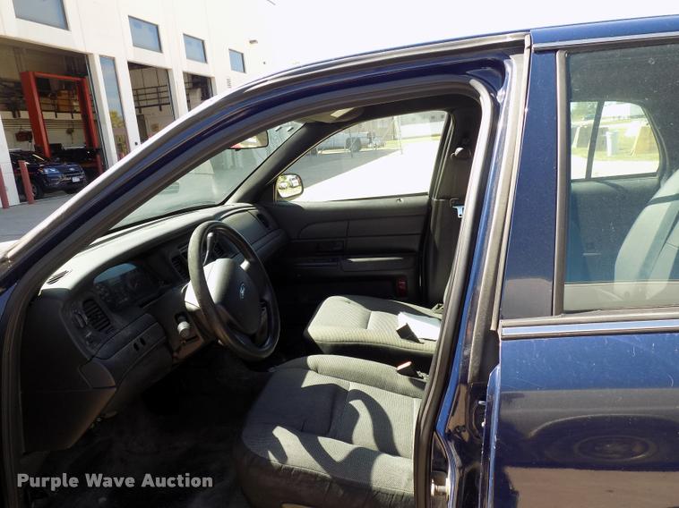 image for item DC4993 2007 Ford Crown Victoria