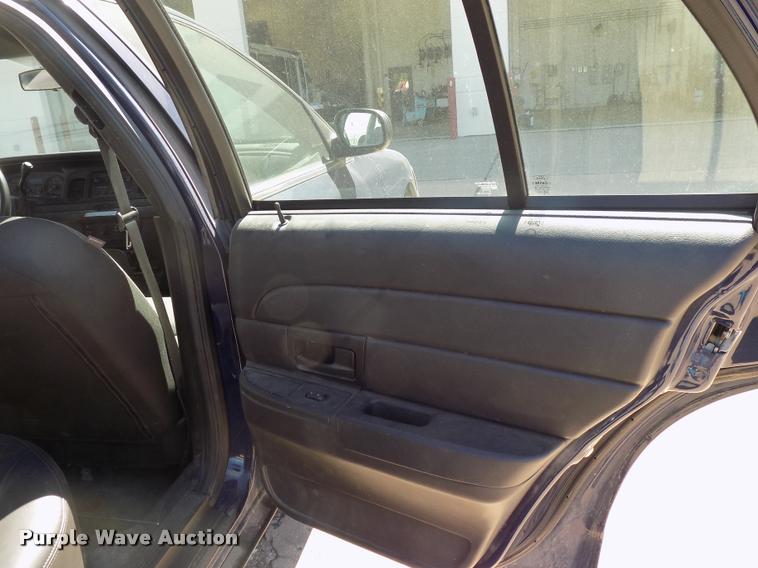 image for item DC4993 2007 Ford Crown Victoria