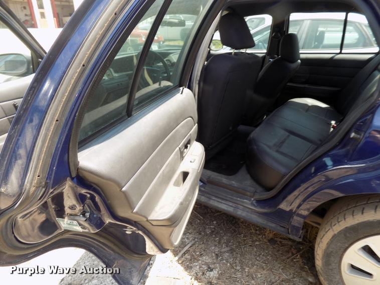 image for item DC4993 2007 Ford Crown Victoria