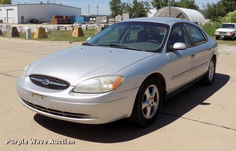 image for item DC4994 2001 Ford Taurus SES