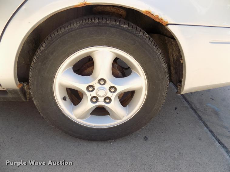 image for item DC4994 2001 Ford Taurus SES