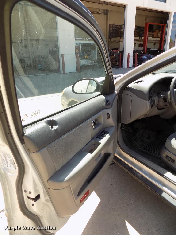 image for item DC4994 2001 Ford Taurus SES