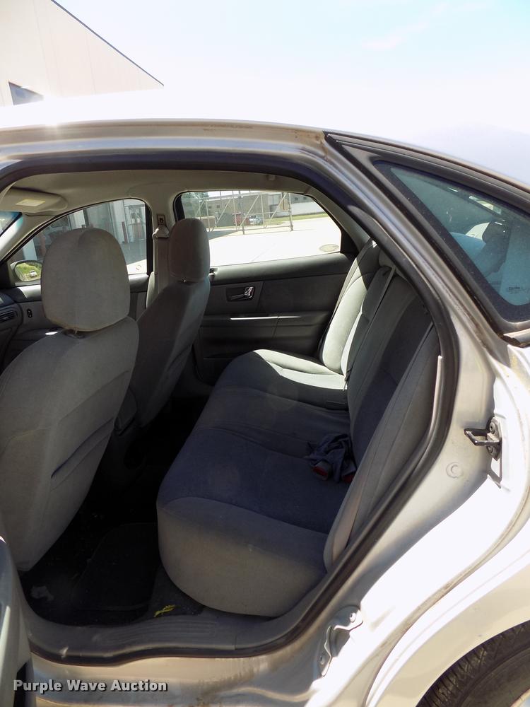 image for item DC4994 2001 Ford Taurus SES