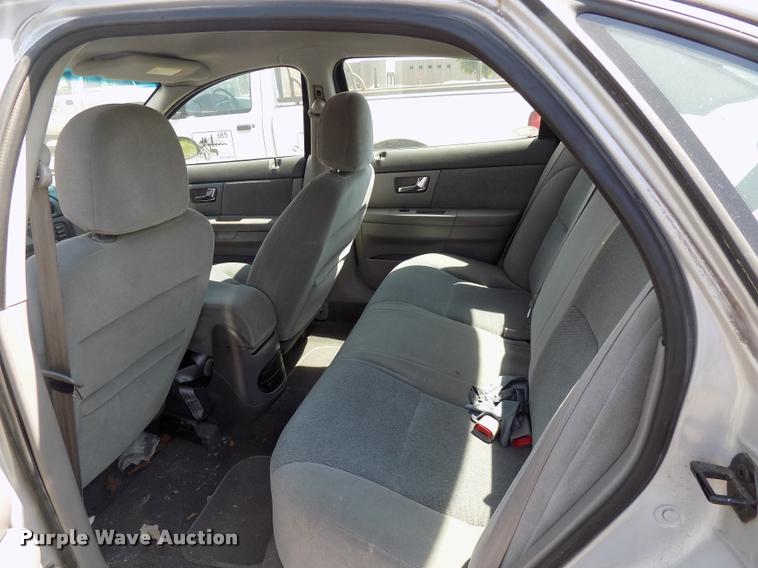 image for item DC4994 2001 Ford Taurus SES