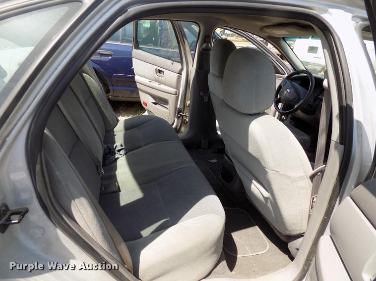 image for item DC4994 2001 Ford Taurus SES