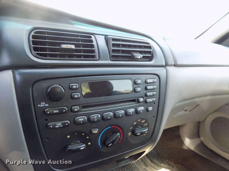 image for item DC4994 2001 Ford Taurus SES