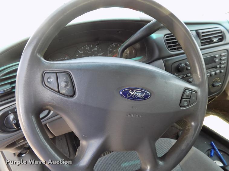 image for item DC4994 2001 Ford Taurus SES