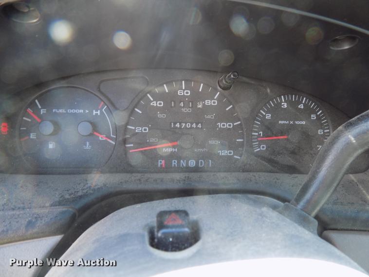 image for item DC4994 2001 Ford Taurus SES