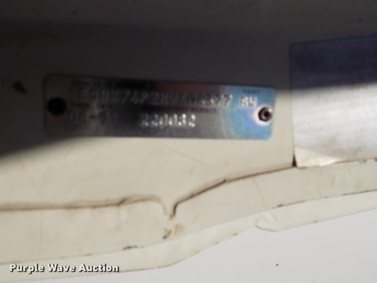 image for item DC4996 1992 Ford F700 dump truck