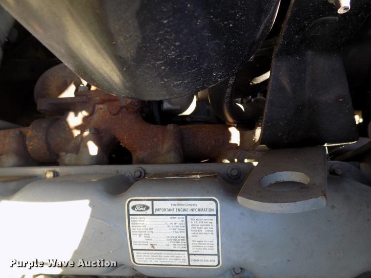 image for item DC4996 1992 Ford F700 dump truck