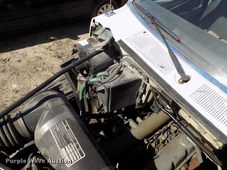 image for item DC4996 1992 Ford F700 dump truck