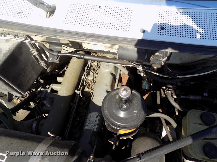 image for item DC4996 1992 Ford F700 dump truck