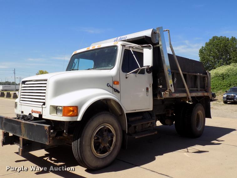 image for item DC4998 1991 International 4900 dump truck