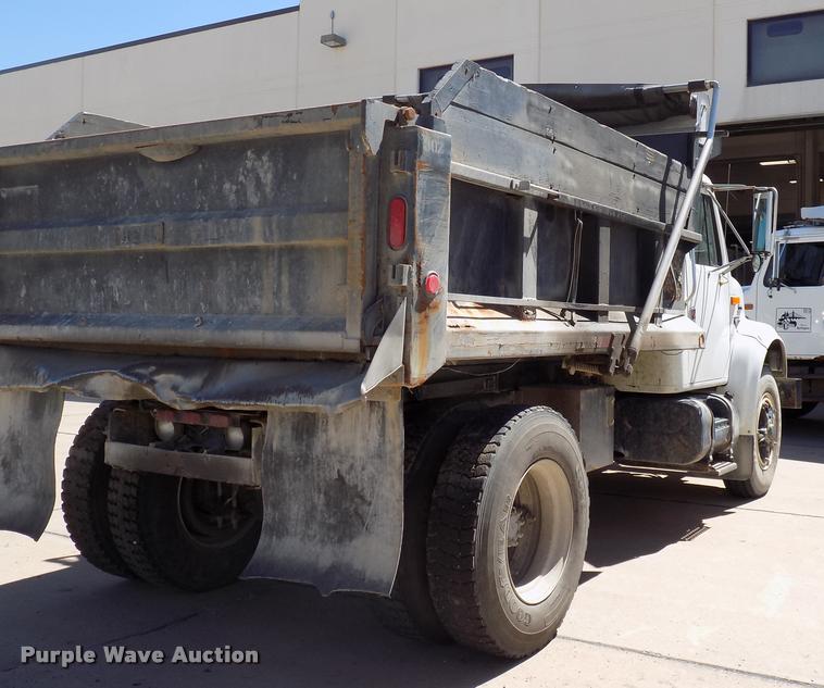 image for item DC4998 1991 International 4900 dump truck