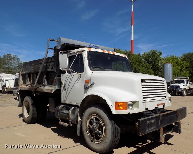 image for item DC4998 1991 International 4900 dump truck