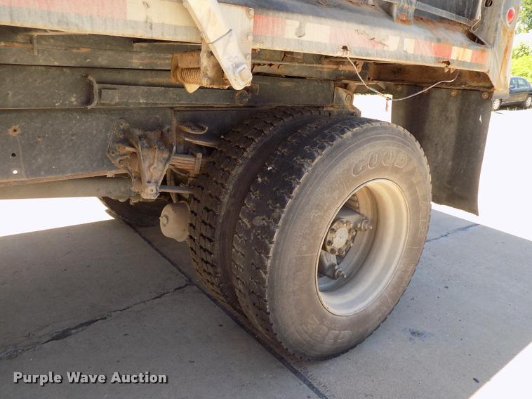 image for item DC4998 1991 International 4900 dump truck