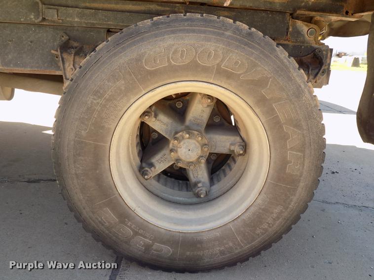 image for item DC4998 1991 International 4900 dump truck