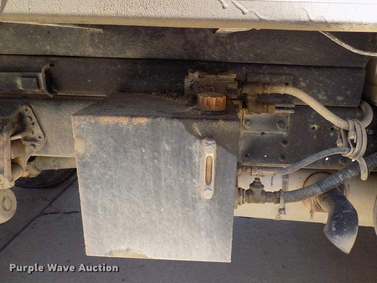 image for item DC4998 1991 International 4900 dump truck