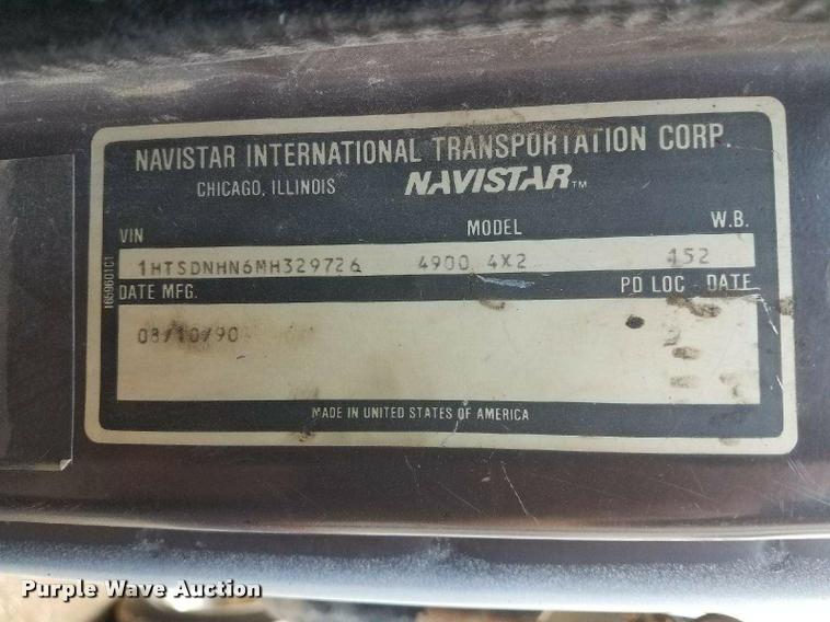 image for item DC4998 1991 International 4900 dump truck