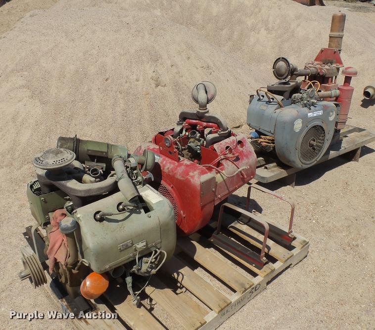 image for item DE9039 (3) Wisconsin four cylinder gas engines