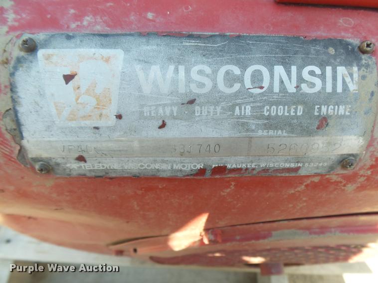 image for item DE9039 (3) Wisconsin four cylinder gas engines