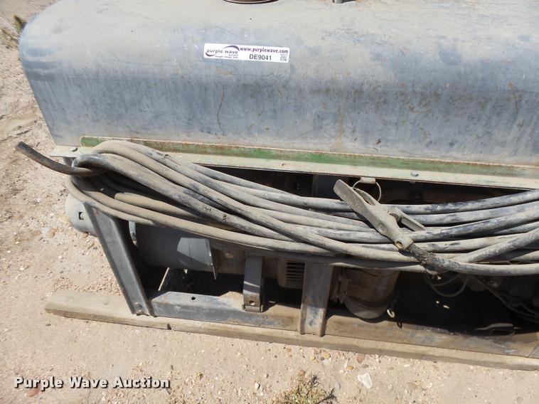 image for item DE9041 Lincoln SA-200-F-162 welder