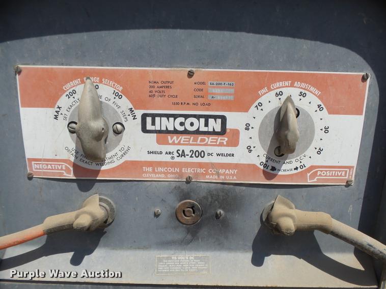 image for item DE9041 Lincoln SA-200-F-162 welder