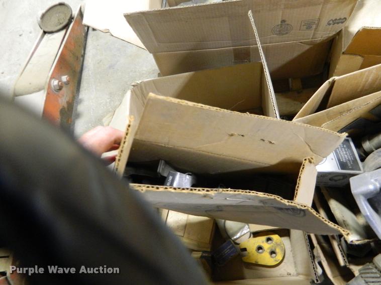 image for item DE9754 Parts