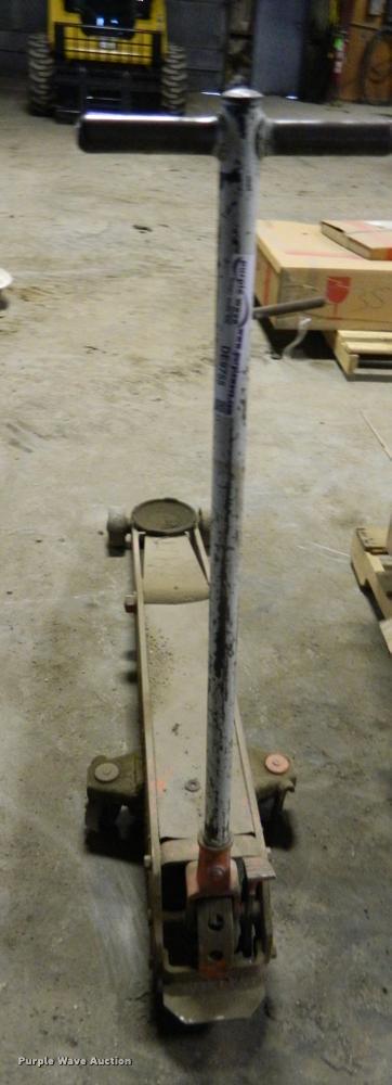 image for item DE9755 Walker floor jack