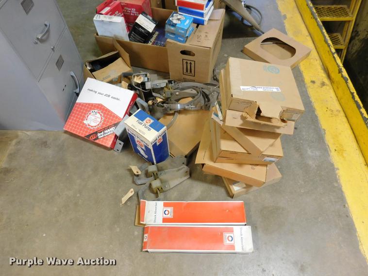 image for item DE9762 Automotive parts