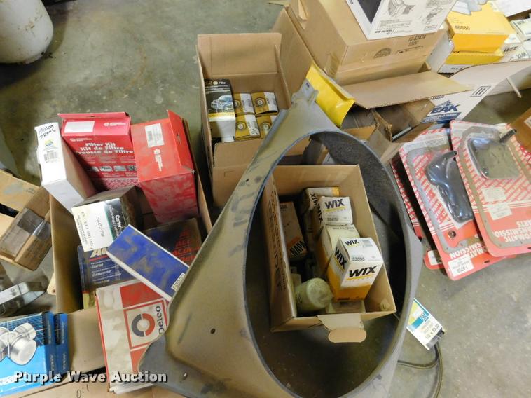 image for item DE9762 Automotive parts