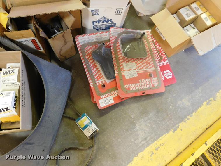 image for item DE9762 Automotive parts