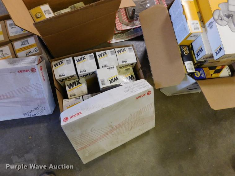 image for item DE9762 Automotive parts