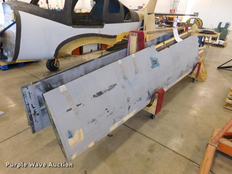 image for item DE9811 Lancair 1V-P experimental aircraft with accessories