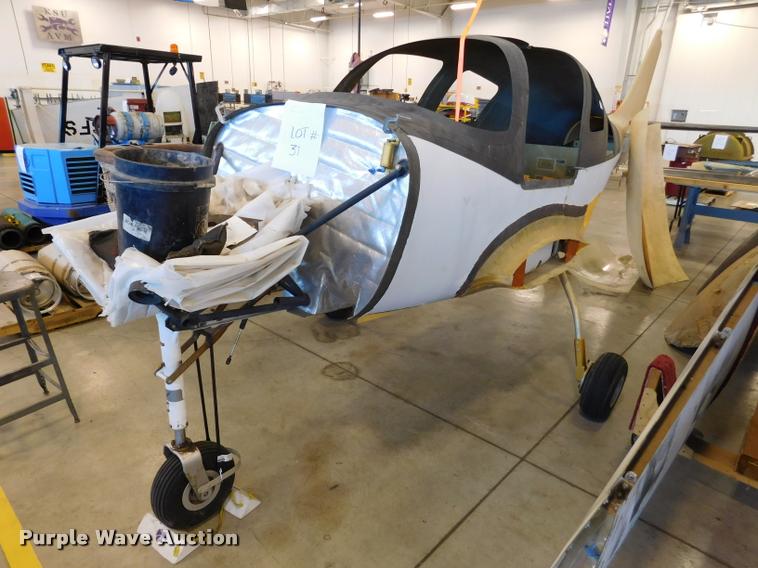 image for item DE9811 Lancair 1V-P experimental aircraft with accessories