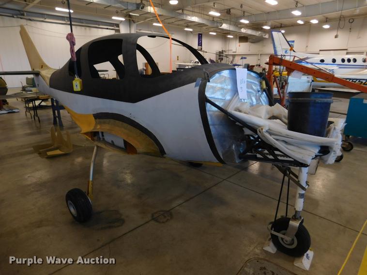 image for item DE9811 Lancair 1V-P experimental aircraft with accessories
