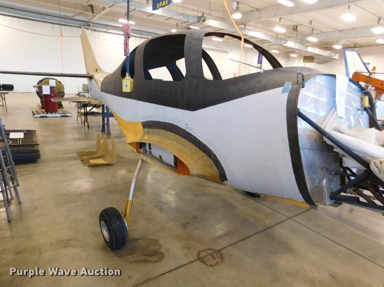 image for item DE9811 Lancair 1V-P experimental aircraft with accessories