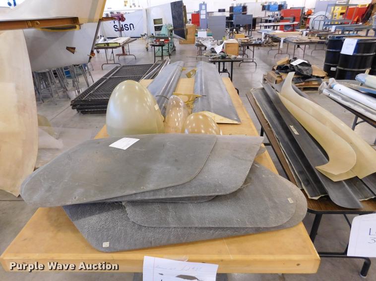 image for item DE9811 Lancair 1V-P experimental aircraft with accessories