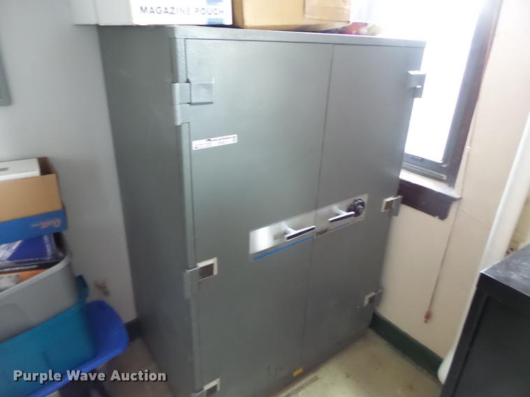 image for item DF9311 Office equipment