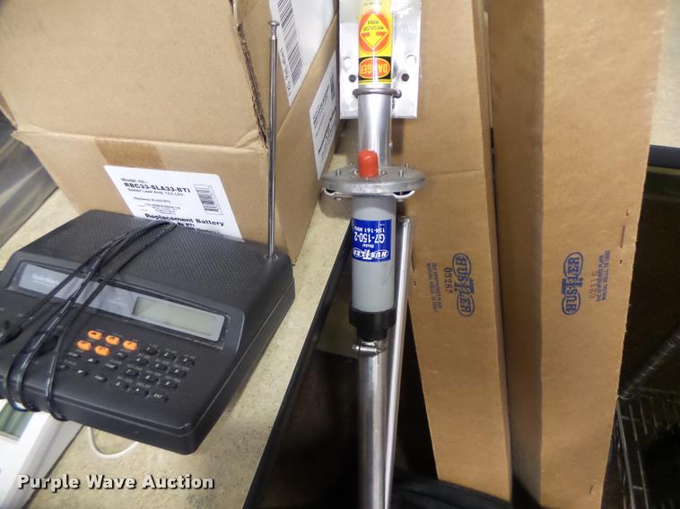 image for item DF9312 Office equipment and furniture