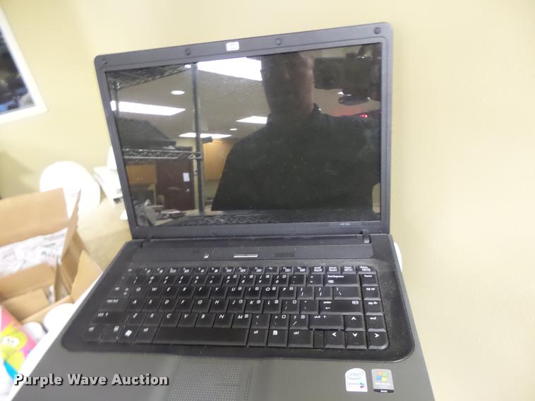 image for item DF9312 Office equipment and furniture