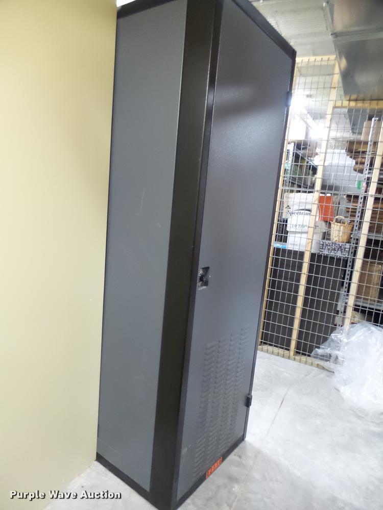 image for item DF9312 Office equipment and furniture